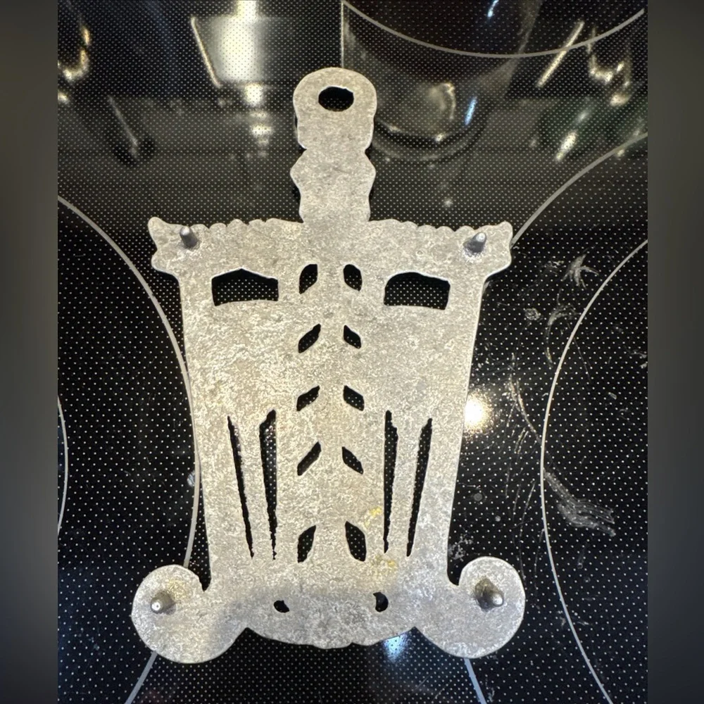 Antique Pewter Sad Iron Trivet Broom‎ Cottage